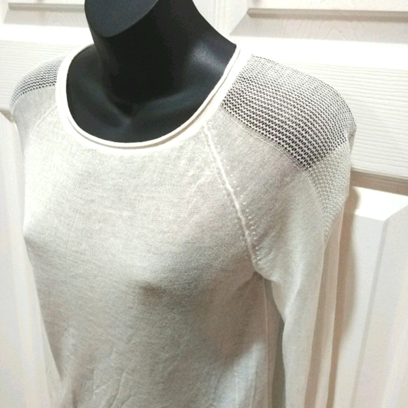T by Alexander Wang Tops - Alexander Wang T white crochet Mesh sleeves crew neck Knit Top size Small